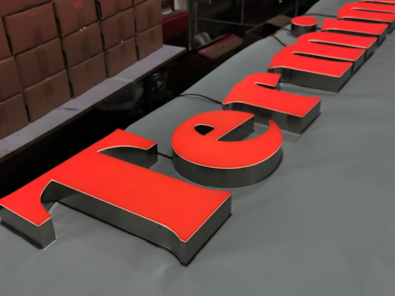 channel letter on corrugated aluminum