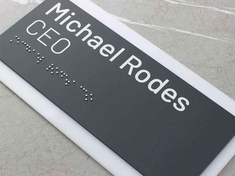 braille custom signs